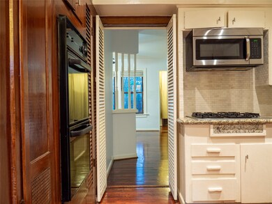 3714 Yupon St unit A, Houston, TX 77006 - photo 6