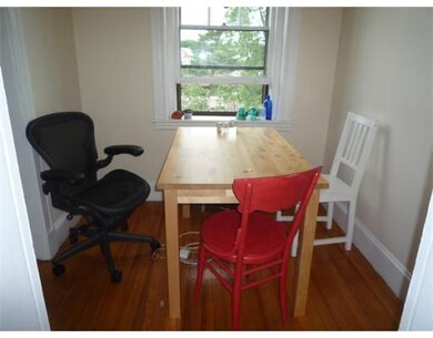 40 Linnaean St unit 12, Cambridge, MA 02138 - photo 5