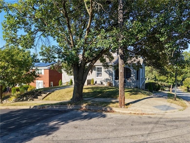 261 Catalpa Place, Pittsburgh, PA 15228 - photo 3