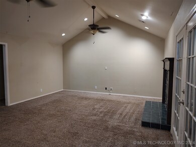 25 Fox Run Cir, Jenks, OK 74037 - photo 4