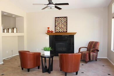 25239 N 40th Ln, Phoenix, AZ 85083 - photo 5