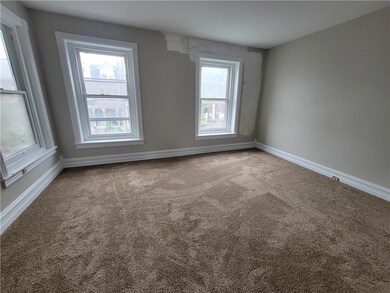 449 N 4th St, Allentown, PA 18102 - photo 6