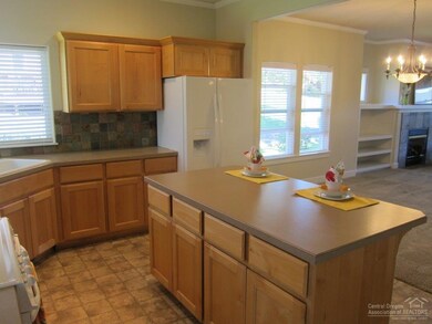 3558 SW Salmon Ave, Redmond, OR 97756 - photo 6