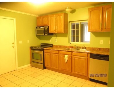 37 Edgeworth St, Worcester, MA 01605 - photo 3