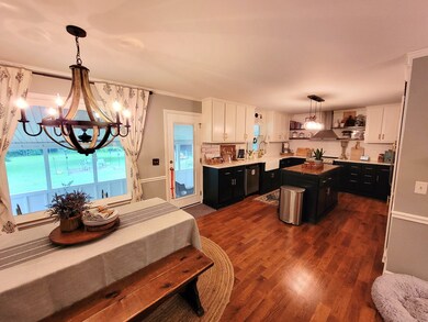 209 Idle Dr, Shelbyville, TN 37160 - photo 4