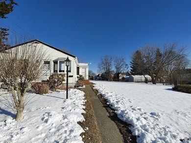 458 Buffinton St, Fall River, MA 02721 - photo 2