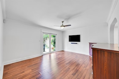 8650 SW 16th St, Pembroke Pines, FL 33025 - photo 5