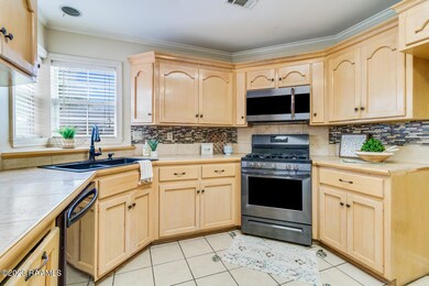 503 Darlene Drive-7