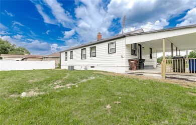 919 Monroe St, Charlestown, IN 47111 - photo 6