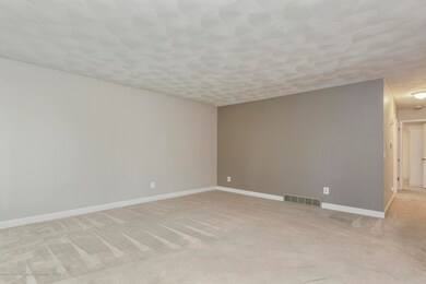 003-photo-living-room-7483741