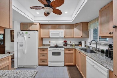 3990 Overlook Bend unit 19, Sarasota, FL 34232 - photo 6