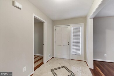 5109 Gunpowder Rd, Fairfax, VA 22030 - photo 3