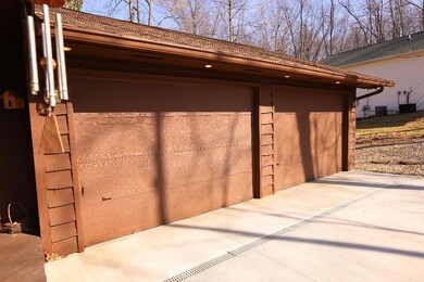 321 Valleybrook Cir, Howard, OH 43028 - photo 2