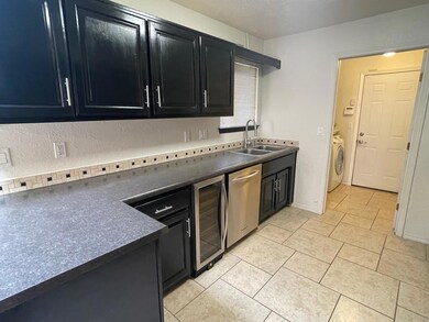 5828 Elmwood Dr NE, Albuquerque, NM 87109 - photo 3