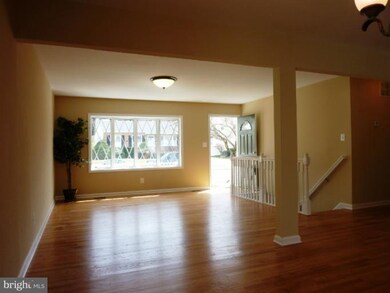 410 Montemar Ave, Catonsville, MD 21228 - photo 4