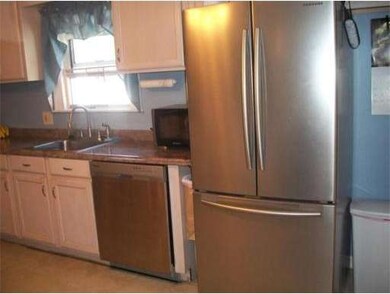 8 Waitt Ave, Lynn, MA 01902 - photo 2