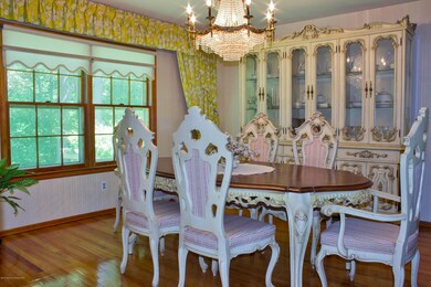 19 Galewood Dr, Holmdel, NJ 07733 - photo 6