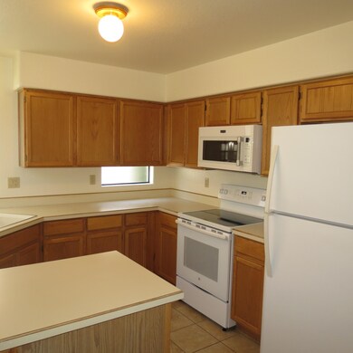 301 E Highcourte Ln, Tucson, AZ 85737 - photo 3