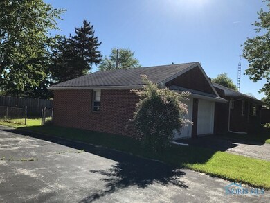 720 W College Ave, Woodville, OH 43469 - photo 3