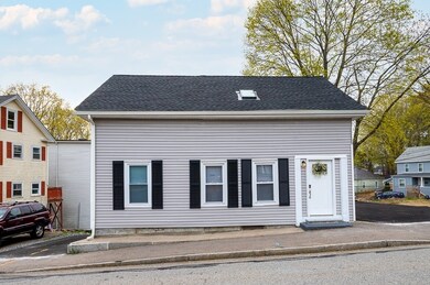 24 Maple St, Spencer, MA 01562 - photo 2