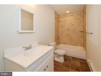 1800 Bethlehem Pike unit 2E, Flourtown, PA 19031 - photo 6