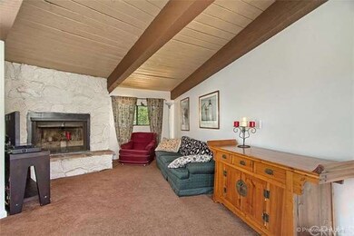 Foyer/den/retreat area off the entry and master be