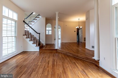 11412 Hollow Timber Ct, Reston, VA 20194 - photo 7