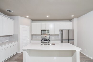 10514 Briceway Ace, Helotes, TX 78023 - photo 5