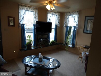 15 Cumberland St, Clear Spring, MD 21722 - photo 6