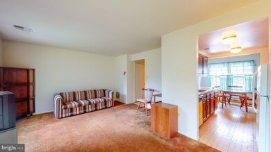 9009 Bonham Cir, Manassas, VA 20110 - photo 3