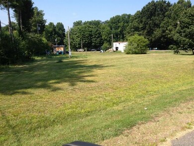 126 Kingsdale Dr, Statesville, NC 28625 - photo 4