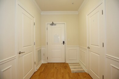 Wellington Crossing unit 311, Waltham, MA 02452 - photo 3