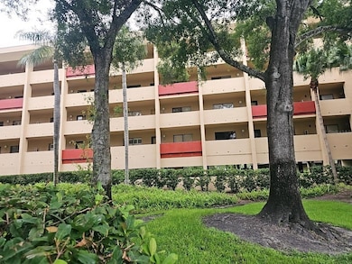 Imperial Pines Condominiums unit C210, Clearwater, FL 33761 - photo 3