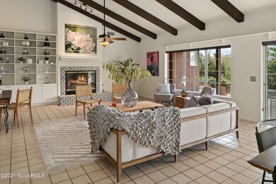 JL_125SaddlerockLane-interiors-15