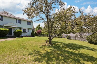 2 Surrey Dr, North Andover, MA 01845 - photo 3