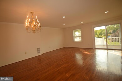 10240 Arizona Cir, Bethesda, MD 20817 - photo 5