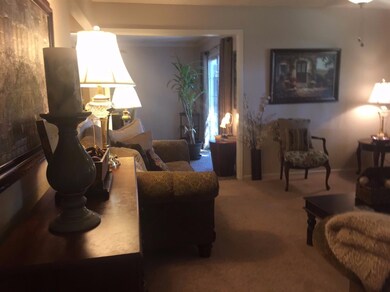 5872 E Lansing Way, Fresno, CA 93727 - photo 4