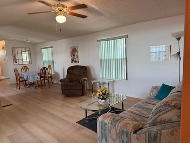 205 S Higley Rd unit 32, Mesa, AZ 85206 - photo 4