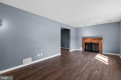 1502 Delmont Ln, Takoma Park, MD 20912 - photo 5