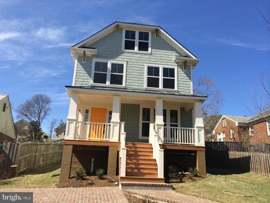 311 Walnut St, Falls Church, VA 22046 - photo 2