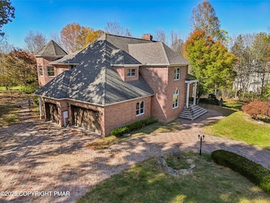 441 Hidden Lake Dr, East Stroudsburg, PA 18302 - photo 2