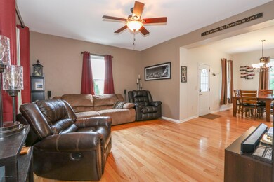 634 Lehigh Gap St, Walnutport, PA 18088 - photo 7