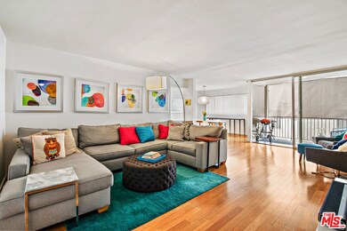 1539 N Laurel Ave unit 301, Los Angeles, CA 90046 - photo 2