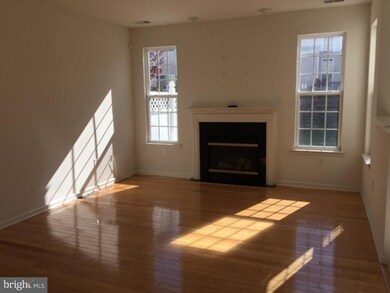 104 Chancellor Dr, Woodbury, NJ 08096 - photo 3