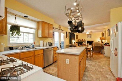 6260 Darlington Ct, Frederick, MD 21703 - photo 6