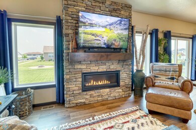 Custom Floor-to-Ceiling Gas Fireplace!