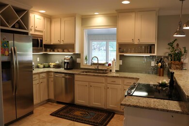 Perfect view of the pool from the kitchen!