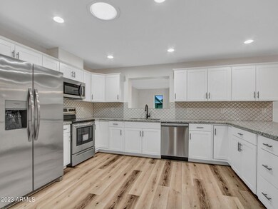 5213 W Virginia Ave, Phoenix, AZ 85035 - photo 2