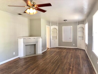 2405 27th St unit Front, Lubbock, TX 79411 - photo 2