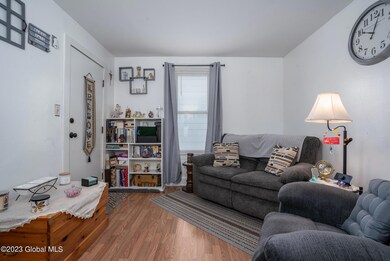 926 Hegeman St Schenectady NY mls-2